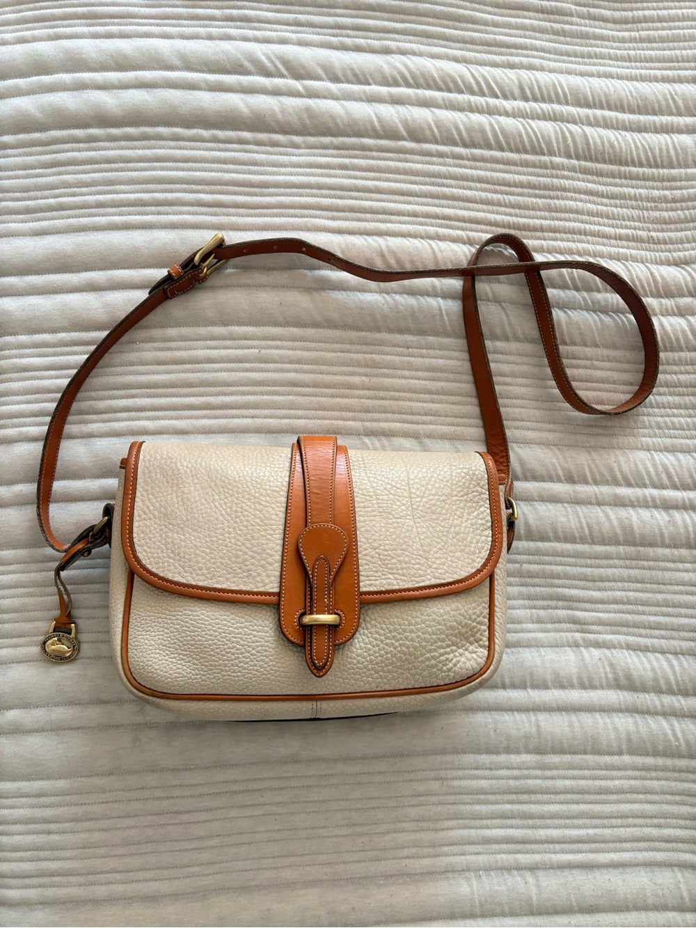 Vintage Dooney & Pebble Leather Crossbody